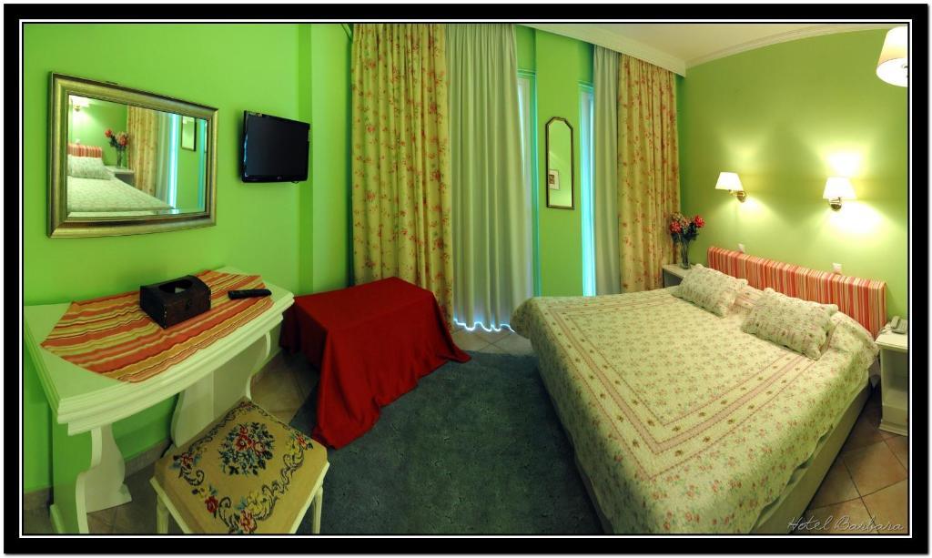Museum Hotel Barbara فولوس الغرفة الصورة